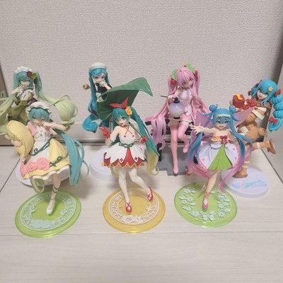 Hatsune Miku Figure Set Collectible Anime Toys Fully Functional Slight Wear