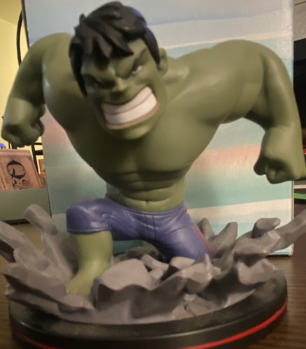 Marvel Hulk Comic Book Heroes Figurine Green Purple Gray Black Plastic fun kids - Picture 1 of 3