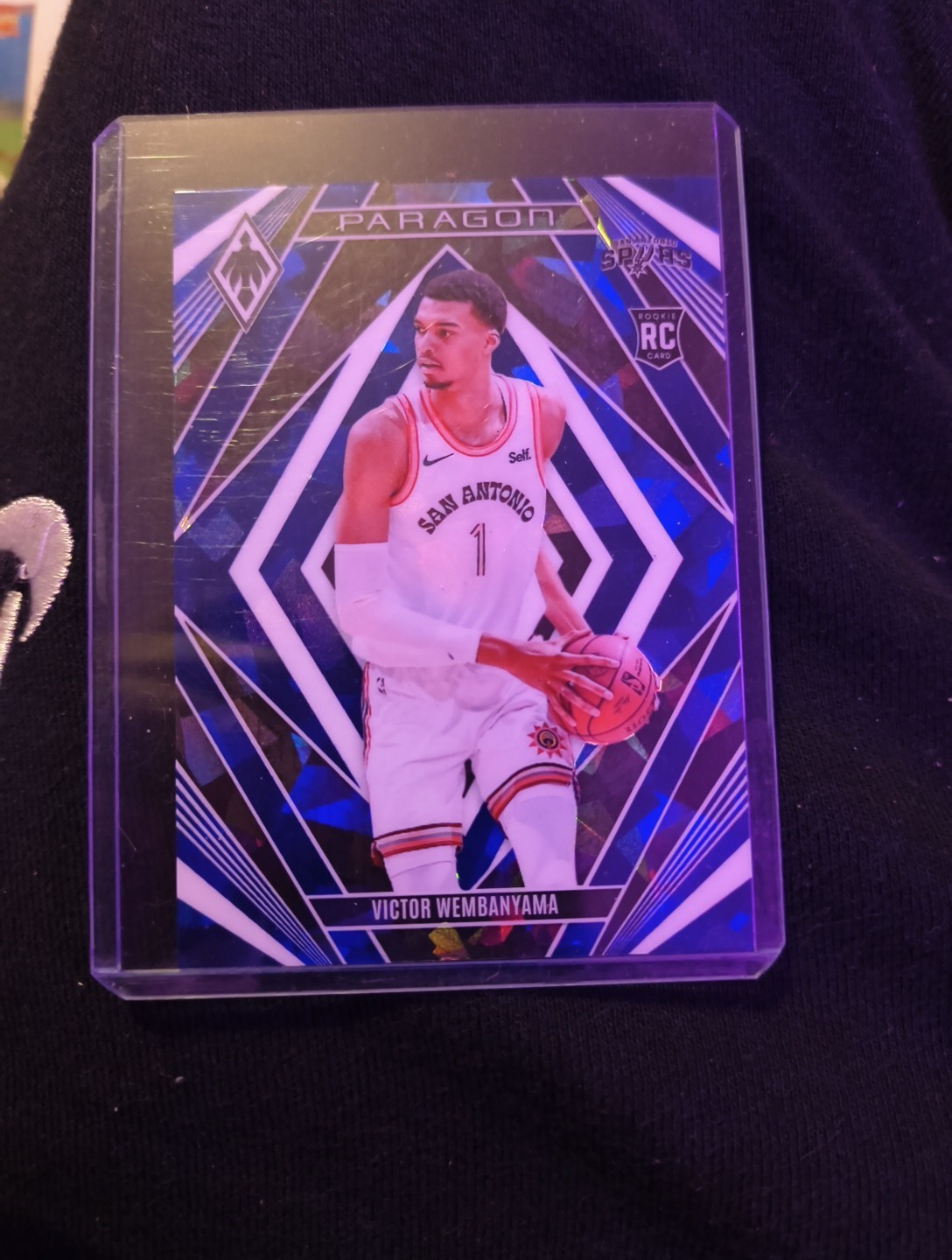 2023-24 Panini Phoenix - Instant Phenom Victor Wembanyama #13 Blue Ice (RC)