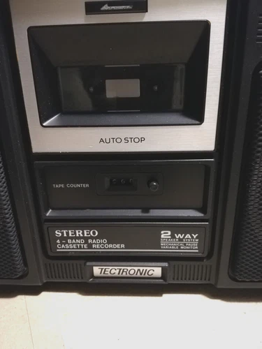 TECTRONIC 8913 - Boombox Anni 80 - Radio - MC -  da riparare o ricambi. - Foto 2 di 14