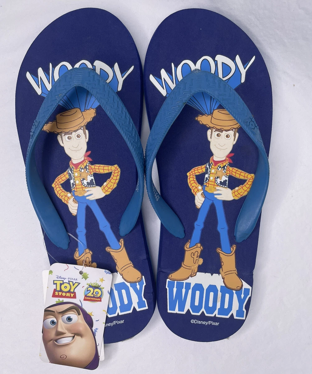 Woody flip flops store