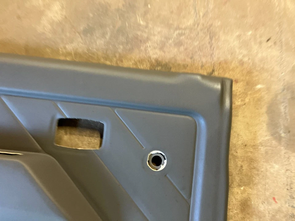 NUEVO NOS 94-97 HONDA PASSPORT ISUZU RODEO TRASERO IZQUIERDO L/R PANEL PUERTA TELA GRIS OEM Foto 4 de 4