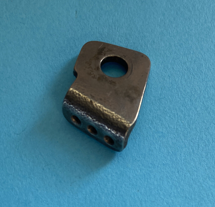 USED* 35856Y-UNION SPECIAL-LOOPER THREAD EYELET-FOR SEWING