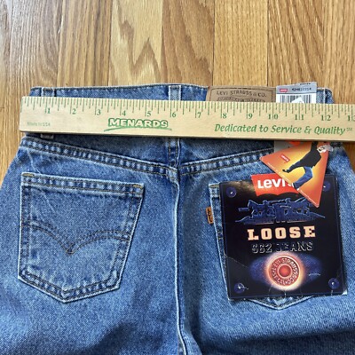 NWT Vintage 1996 Boys 90's Levi's 562 Loose Fit Jeans Size 14