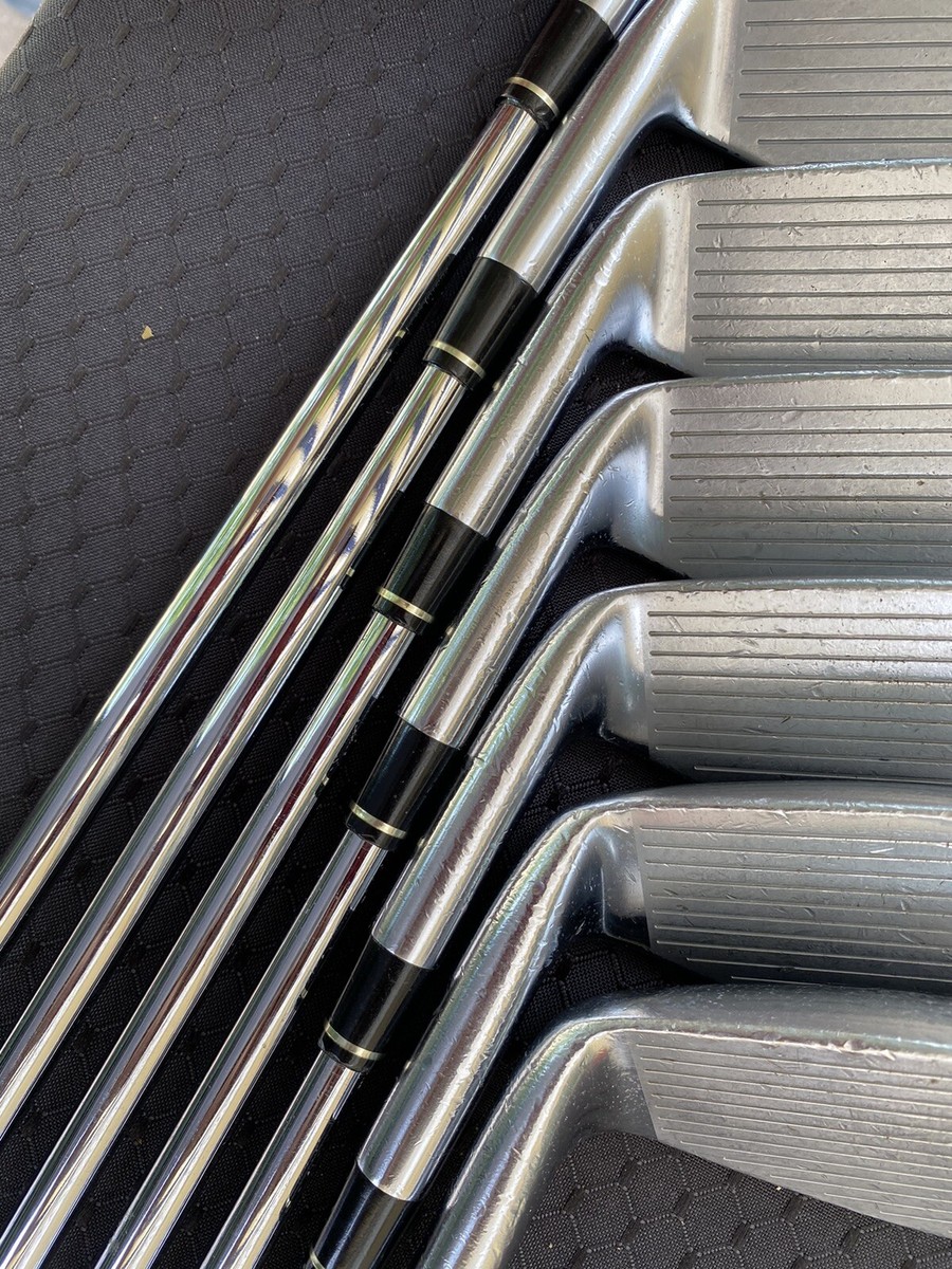 Honma TOUR WORLD TW737Vs Irons Set #5-11 ( 7Clubs ) Flex: S
