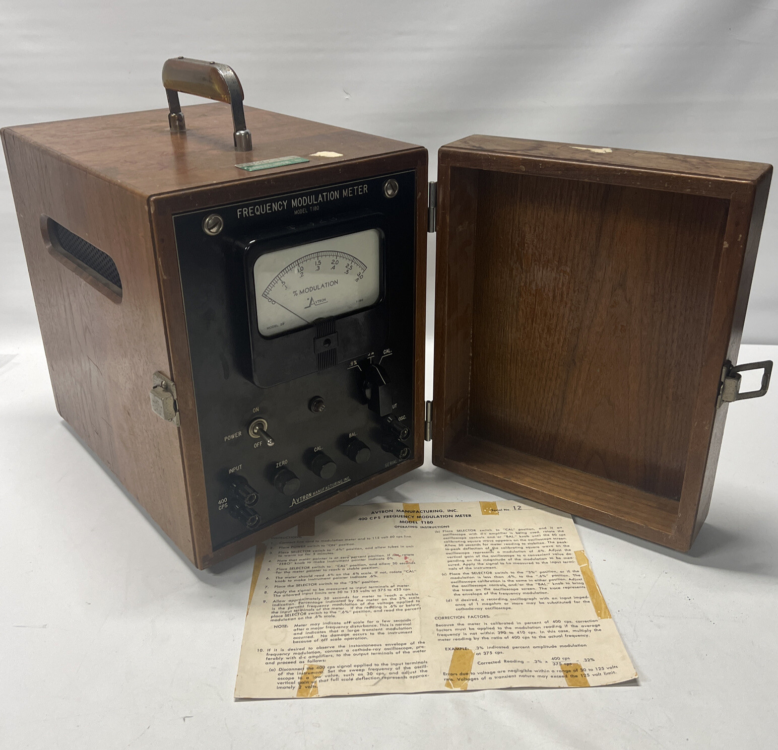 Avtron T-180 Frequency Modulation Meter FM Service Monitor 400 CPS Frequency