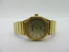 Quartex Quartz Stainless Steel Stretchable Wrist Watch for Women