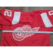 Luc Robitaille Cards, Rookie Cards and Autographed Memorabilia Guide 22