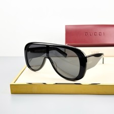Gucci GG2164S Black Oversized Shield Gray Lens Sunglasses New w/ Case