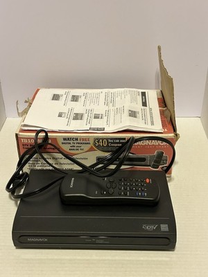 Magnavox TB100MW9 Digital Converter Box DTV to Analog SDTV Tuner w/ Remote
