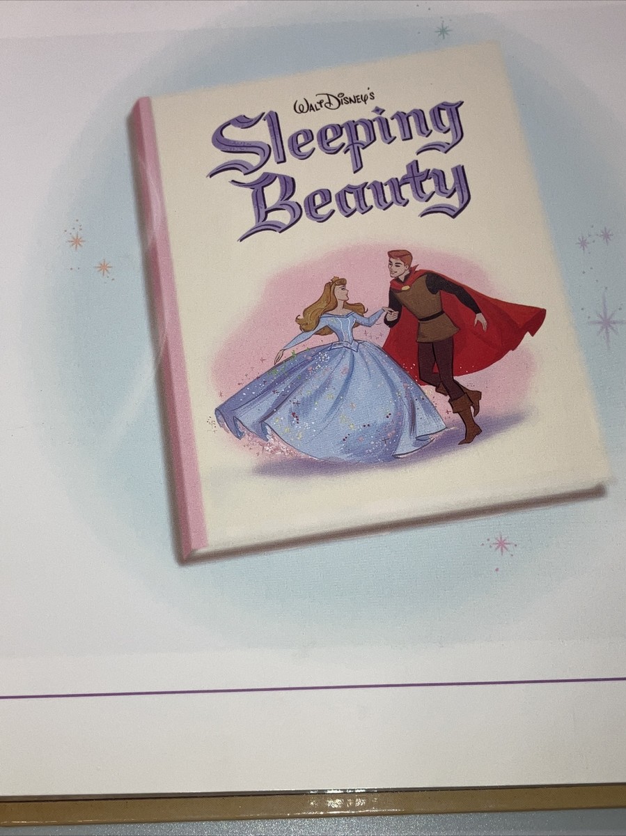 Vintage 1st edition Walt Disney's Classic Storybook HC book 2001
