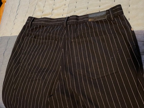 Chaps Denim Brand Black with white pinstripe sz 12p linen pants Casual Business - Picture 3 of 4