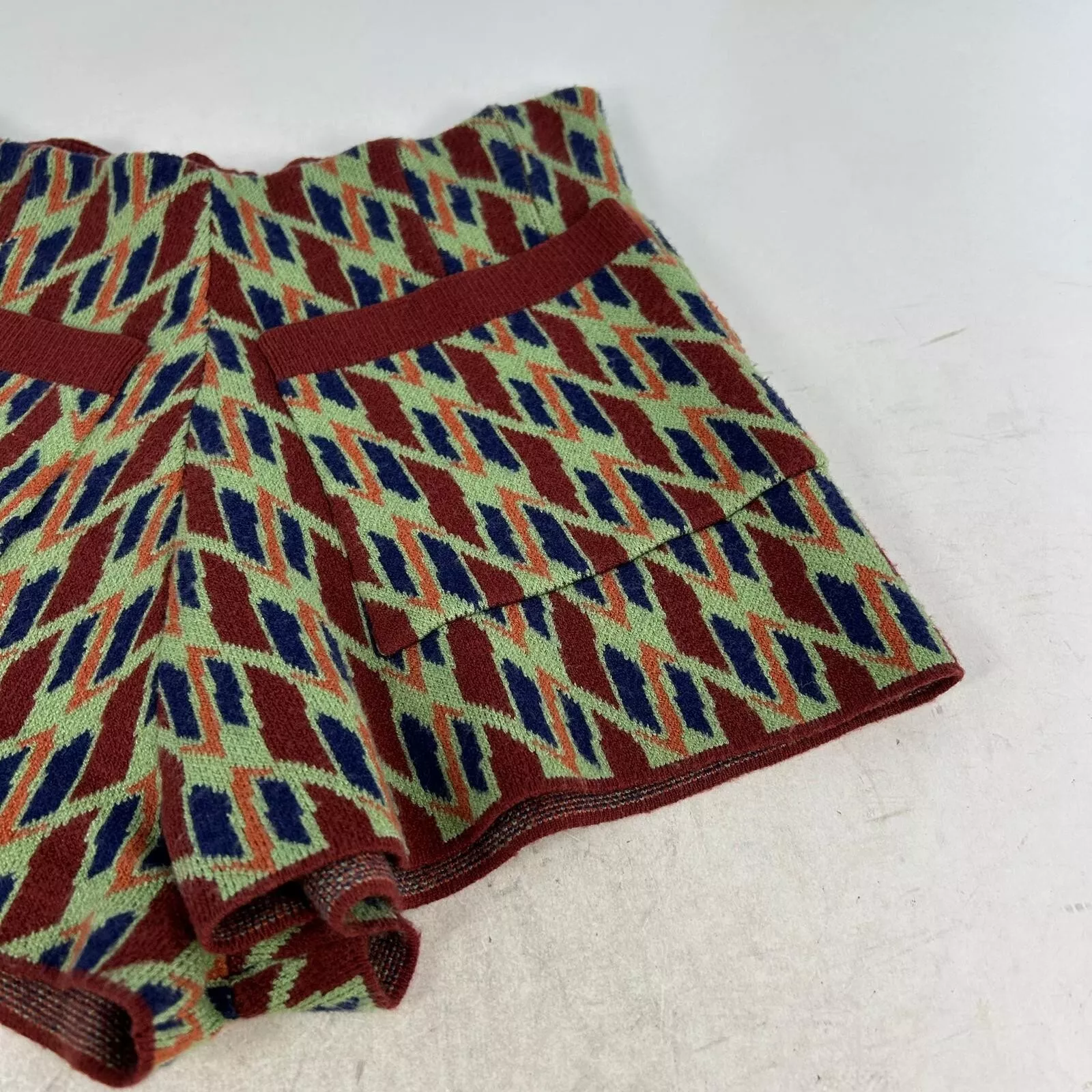 free-people-movement retro swit multi geometric shorts