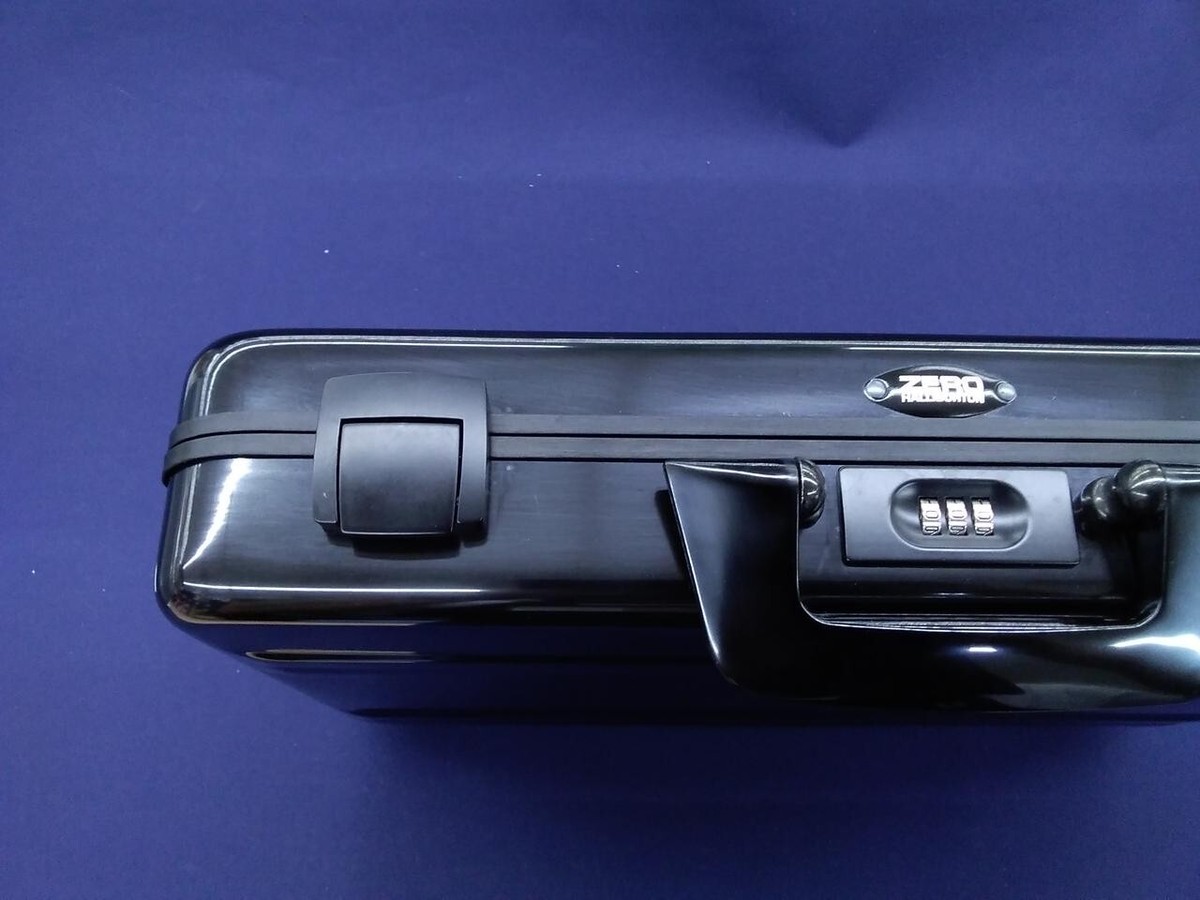 Mercedes-Benz ×ZERO HALLIBURTON Zero Halliburton Mercedes Benz Limited Attache Case Black