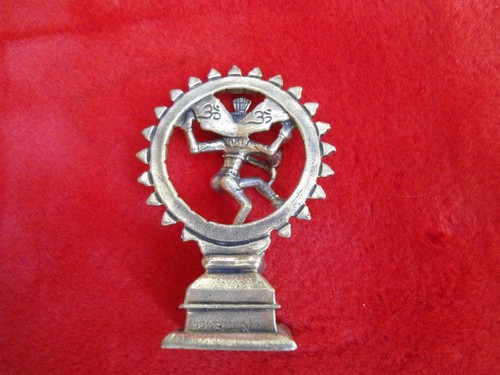 Lord Shiva on base the god displace away evil brass statue thai amulet - 第 2/4 張圖片