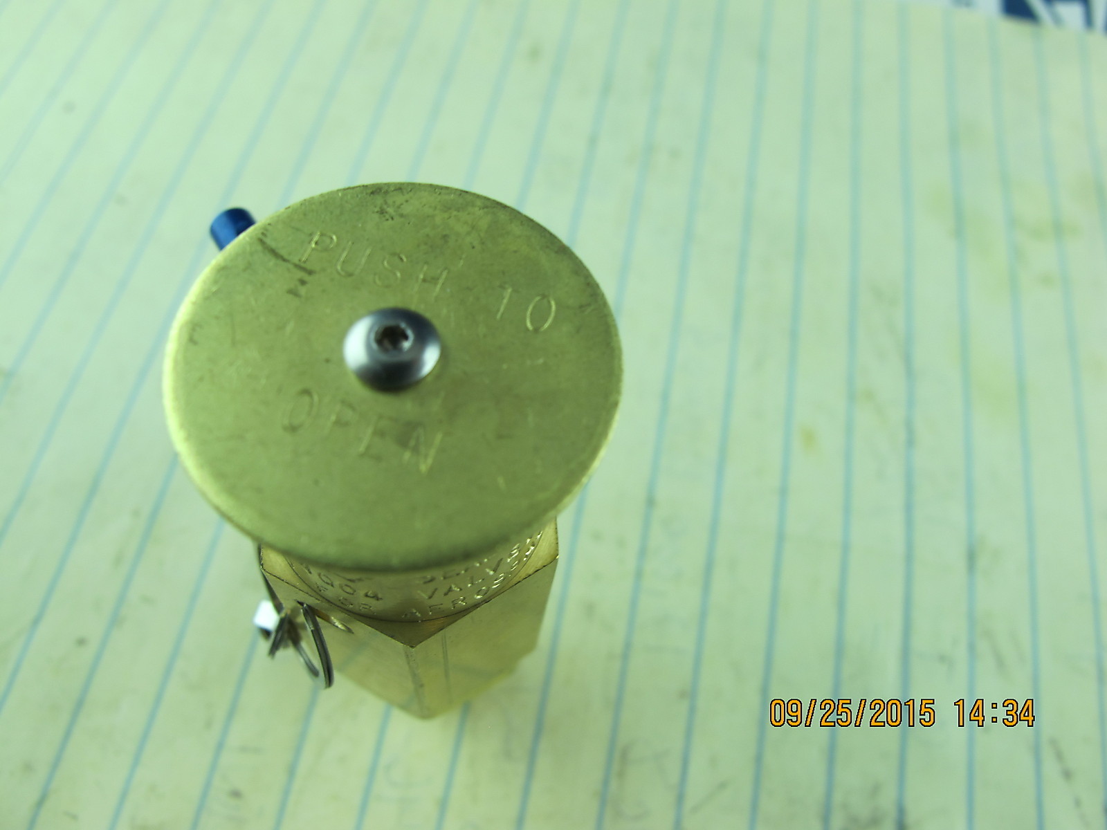 Hydraulic Oil Sampling Valve ¼” NPT 300 PSI 275.0 deg Fahrenheit Push Button eBay