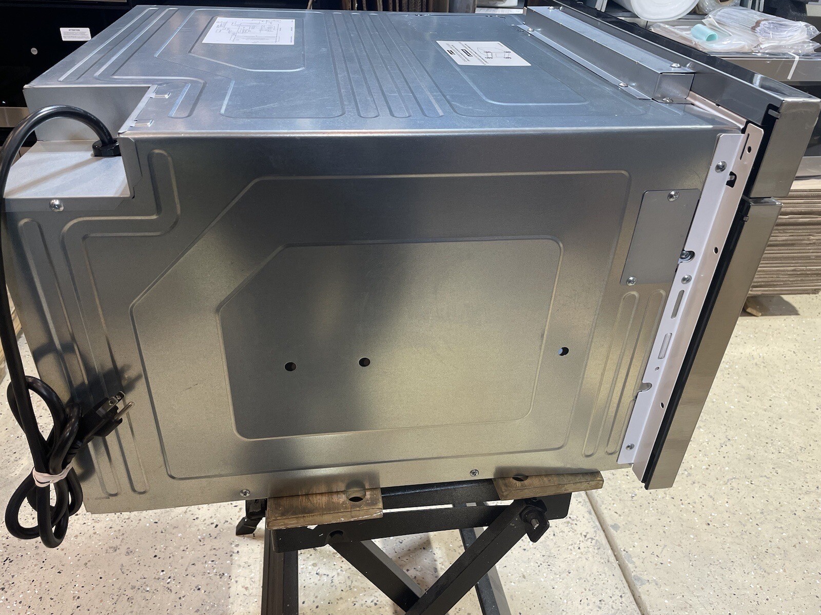 Sharp SMD2470ASY 24" Stainless Steel Microwave DrawerHair Scratch