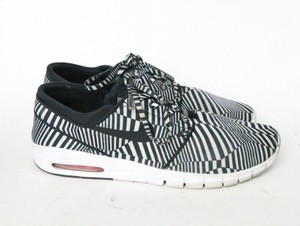 nike stefan janoski max size 10