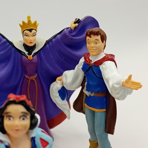 Lot 9 Applause Disney Snow White Figurine Set Prince Evil Queen and Seven Dwarfs - Picture 12 of 16