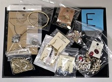 1/2 Lb Lot of MIXED FASHION JEWELRY all Wearable FREE SHIPPING - E