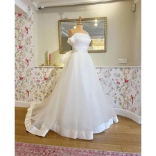 Elegant Wedding Dresses Off Shoulder A-line Tulle Bridal Gowns Sweep Train