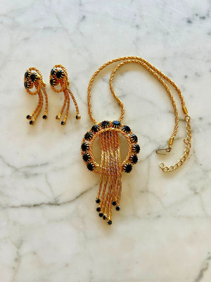 Vtg Waterfall Necklace & Earring Set Prong Set Black Rhinestones Gold Tone