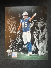 Hunter Henry Autographed 8x10 JSA Authenticated Pose 2