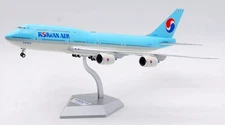 Korean Air Boeing 747-8 HL7633 1/200 scale desk model NEW SQ Wings