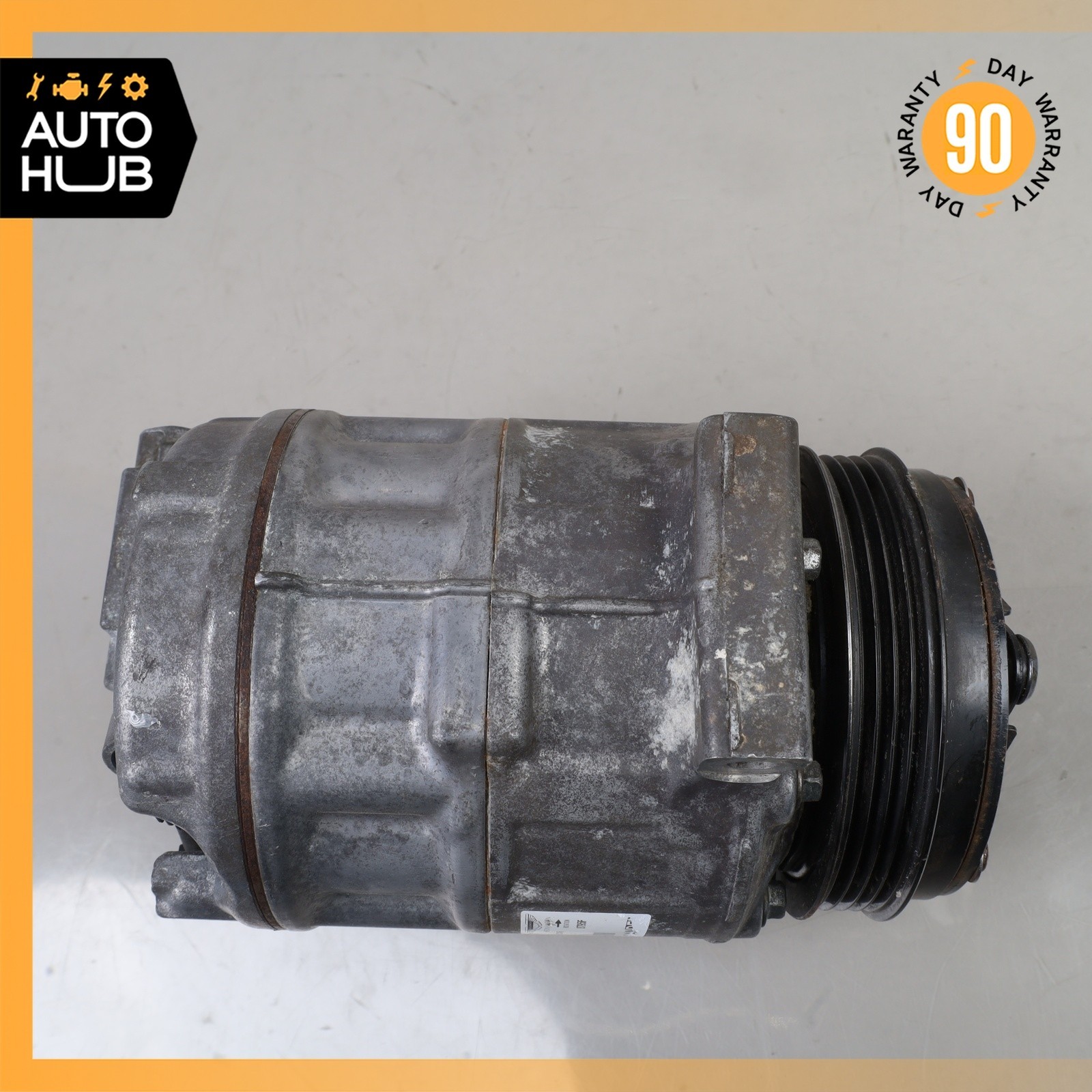 Aston Martin DB11 2017-2024 Compressor with bracket P/N JY5319D629AC