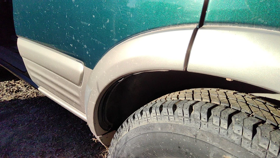 Honda Passport 2000 conductor trasero izquierdo llamarada moldura en puerta fabricante original izquierda Foto 4 de 4