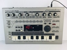 Roland MC-303 Groovebox Sample Drum Machine S...