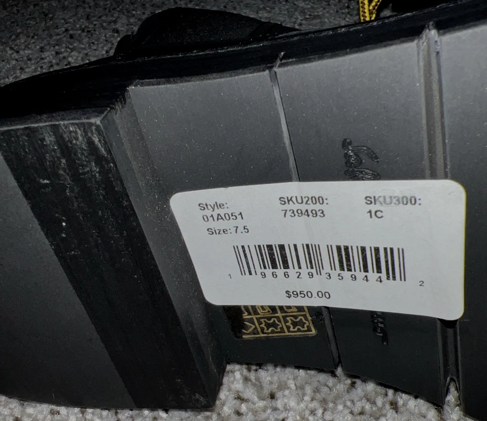 $950 Women Sz 7.5 Salvatore Ferragamo Rosco Leather Combat Ankle Boot Lace Up - Image 4 of 4