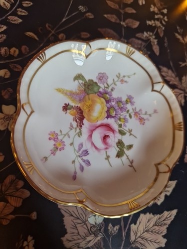 Royal Crown Derby Posies Trinket Dish - Picture 2 of 5