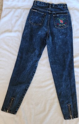 80s cigarette jeans JORDACHE JEANS waist 23-24 inches 80s does 50s, cigarette jeans fitted