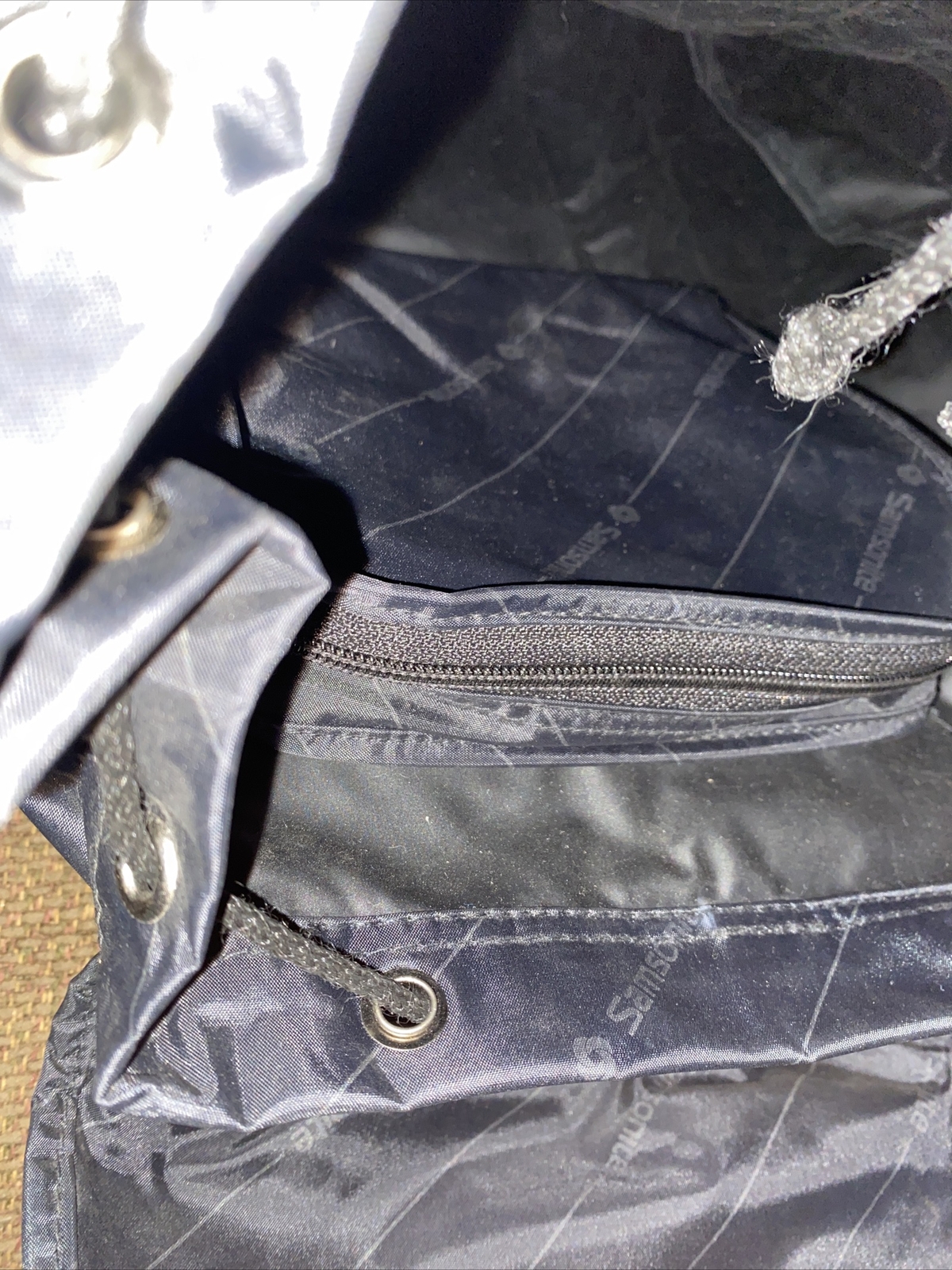 samsonite backpack with detachable pouch - image 8