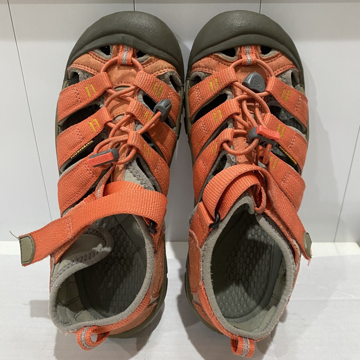 Keen Newport H2 Sandals Washable Orange Big Kids Size 5  display picture 1