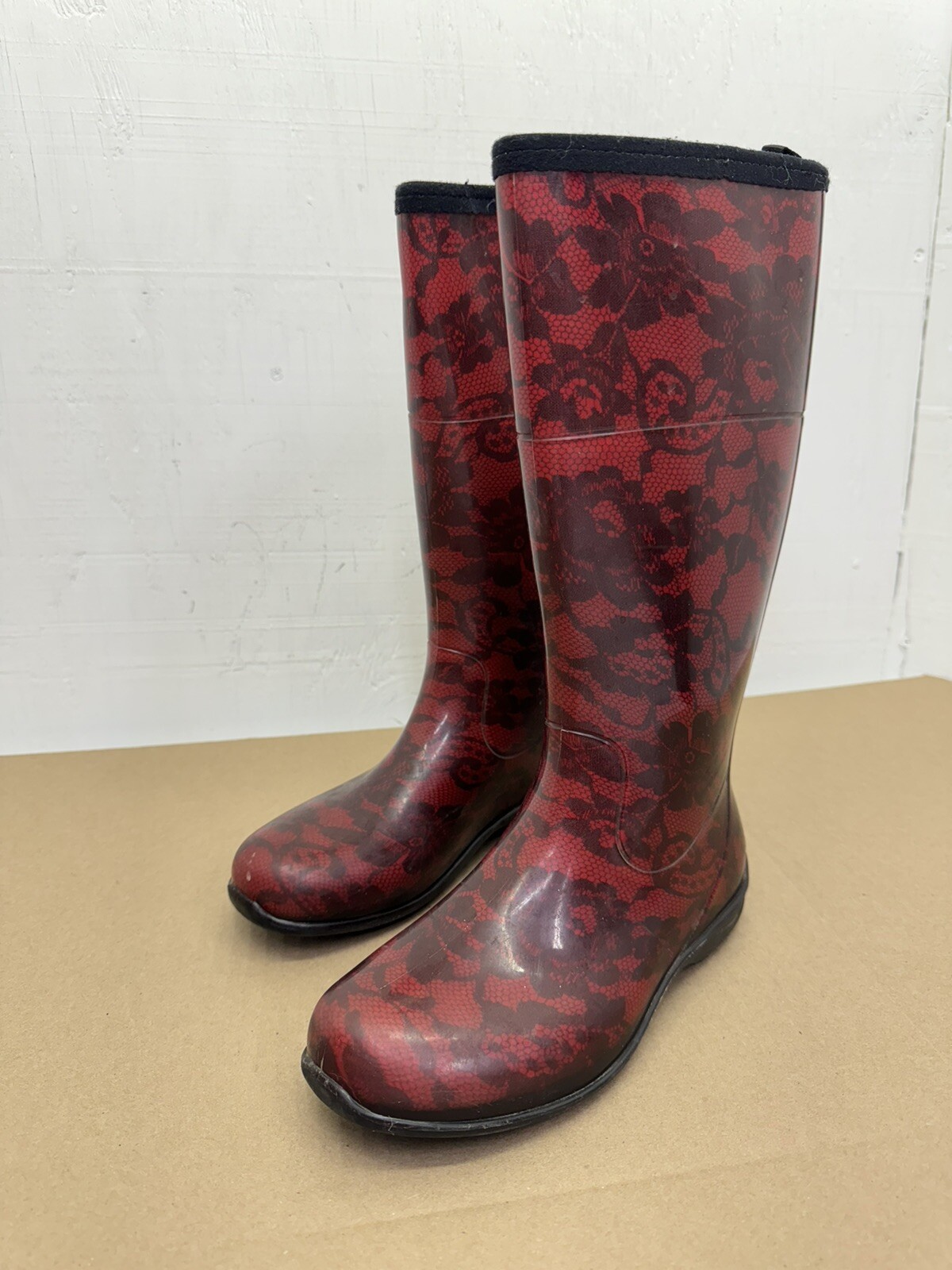 Kamik Crimson Red Floral Rain Boots Women's Size 7-image