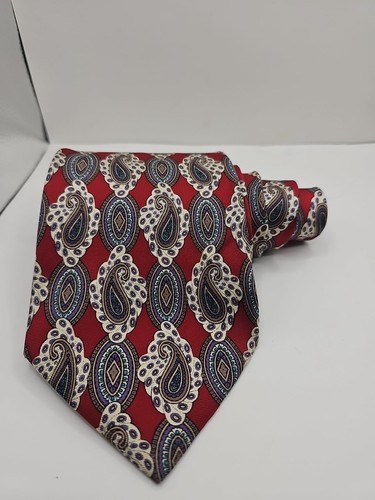 Pierre Balmain Mens Silk Necktie Red Paisly Corpcore Preppy 56" x 4" - Picture 1 of 3