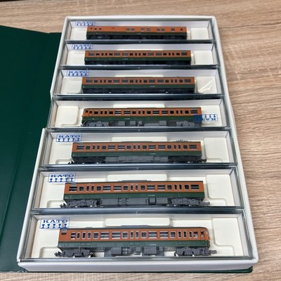 Kato Spur N 115-2000 Serie Shonan Farbe X2 angetriebene Reisezugwagen 7-teiliges Zugset