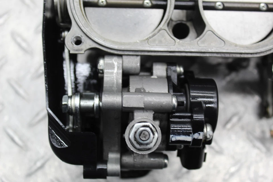 Yamaha FZ1-S 2006 cuerpo completo del acelerador Foto 4 de 4