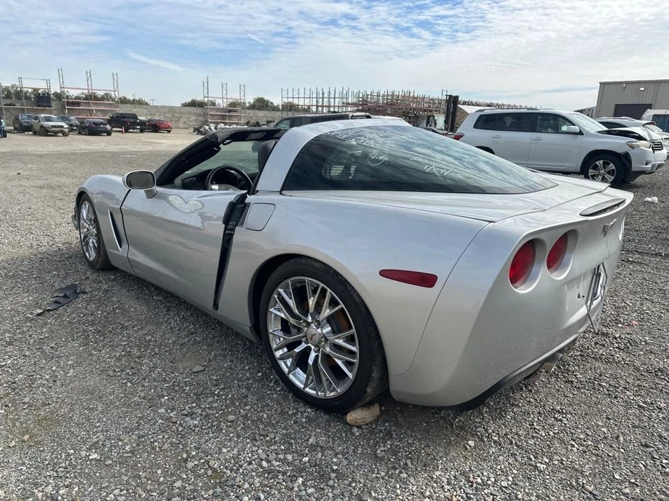 LEFT REAR CALIPER 2005-2013 CHEVROLET CORVETTE - Image 4 of 4