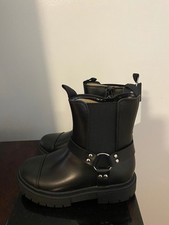 BRAND NEW GIRL'S SIZE 1 ART CLASS BLACK CROSBY BOOTS