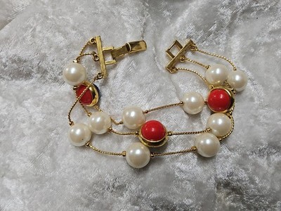 Vintage red white and blue patriotic faux pearl triple strand bracelet 
