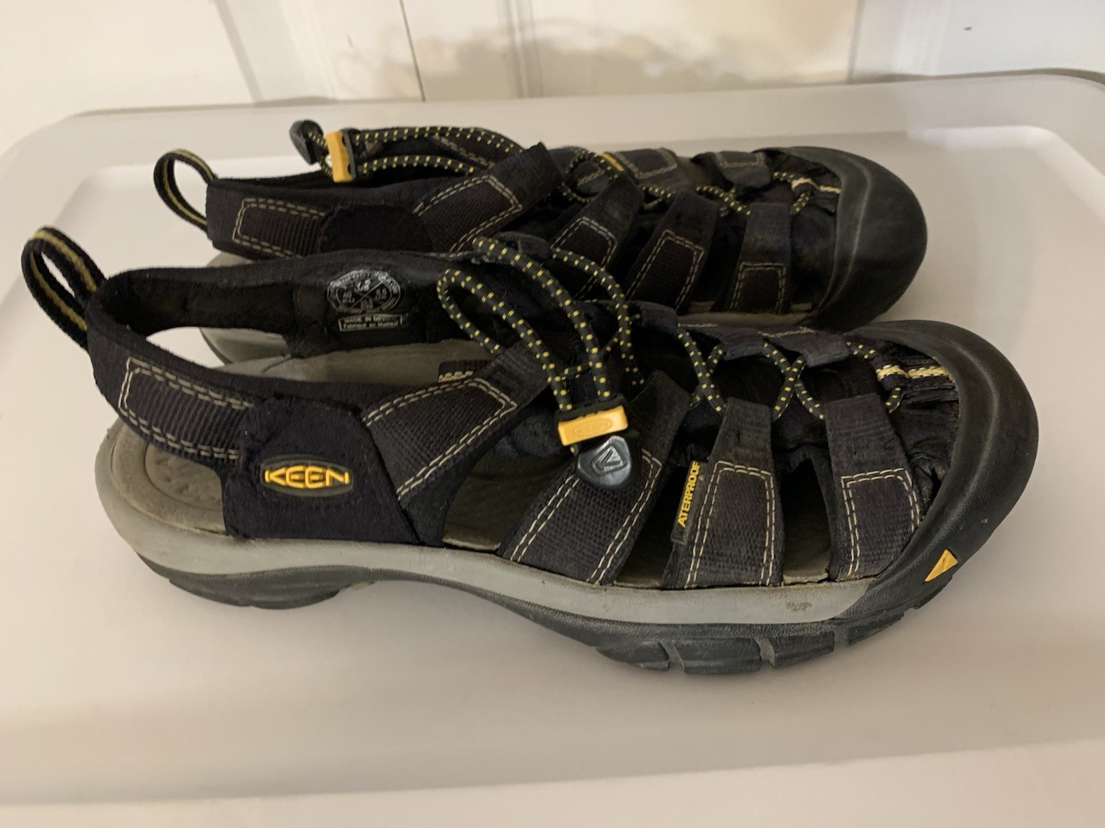Sandali da trekking Keen uomo tg 7 5 Newport H2 neri punta chiusa impermeabili 1001907