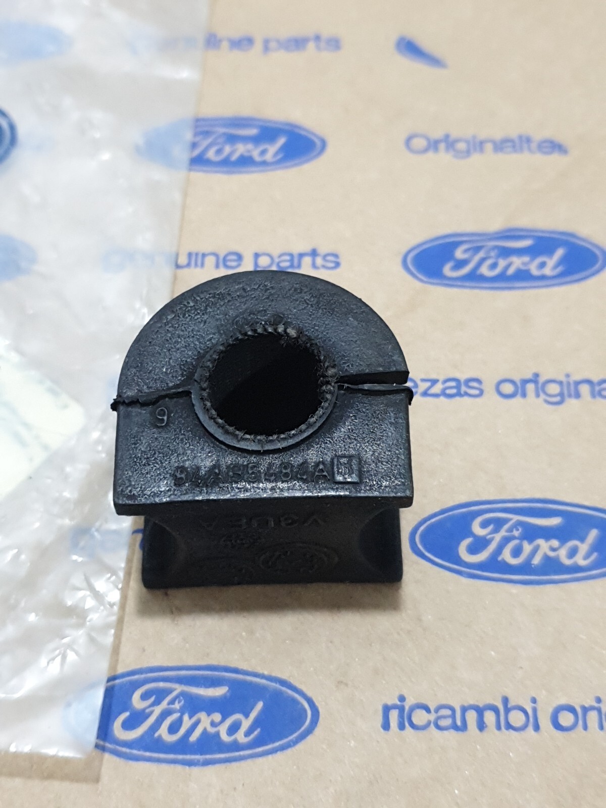 NOS Genuine Ford Fiesta Escort Puma anti roll bar bush 16mm 7102392