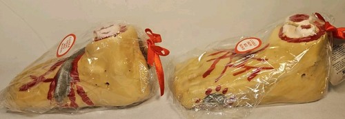 VINTAGE BLOODY STABBED FOOT BLEEDING CandleS 1998 STILL WRAPPED AND BLOODY - Picture 4 of 7
