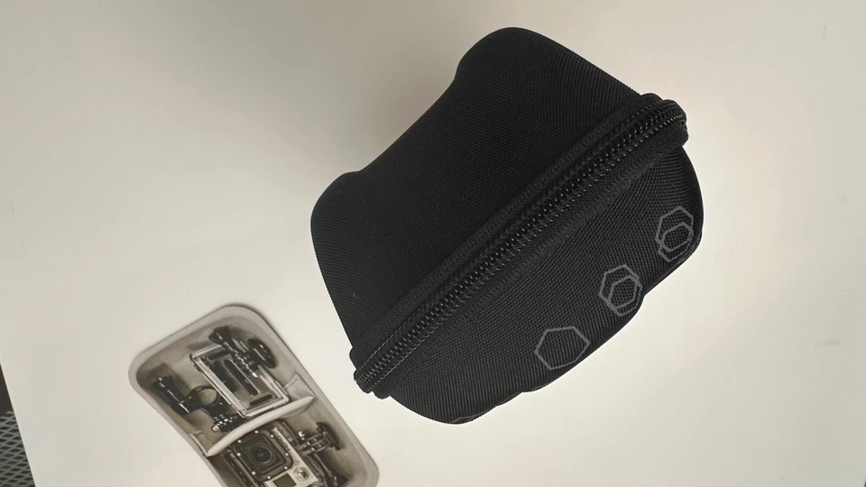 NEW! Lowepro Dashpoint AVC 1 Hard-Shell Case (Black) - Image 3 of 4