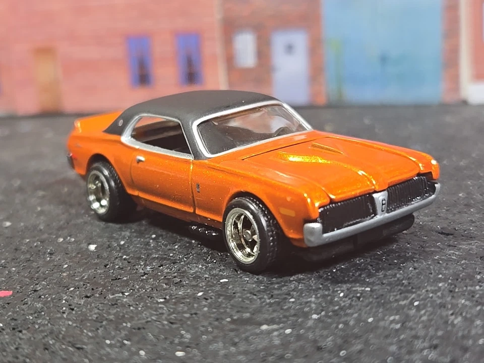 Hot Wheels Nitty Gritty Kitty Naranja/Negro Premium Real Riders Suelto Foto 4 de 4