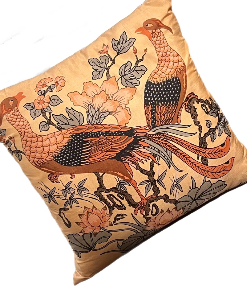Vtg Signed Jim Thompson 100% Thai Silk 15” Pillow Case WITH INSERT Peacocks Gold - Image 3 of 4
