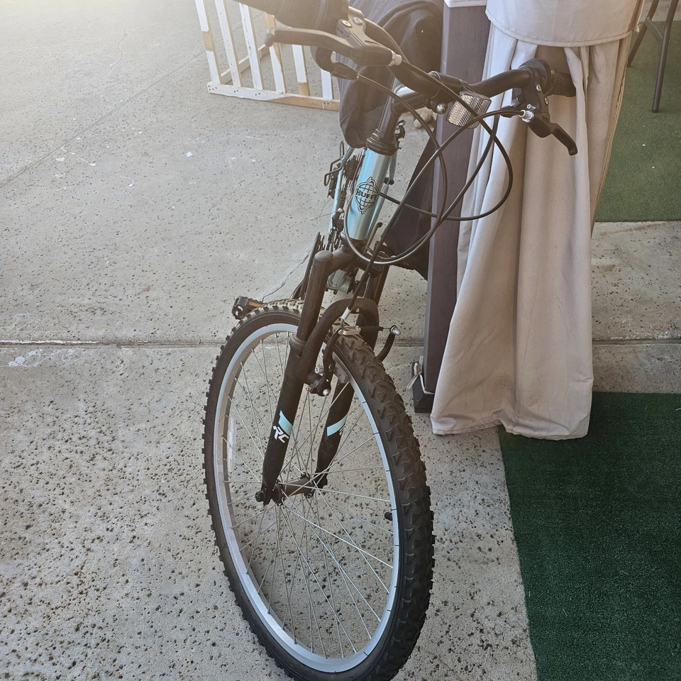 Huffy Rock Creek Mountain Bike 26" Blue, Unisex, Adult - Image 3 of 4